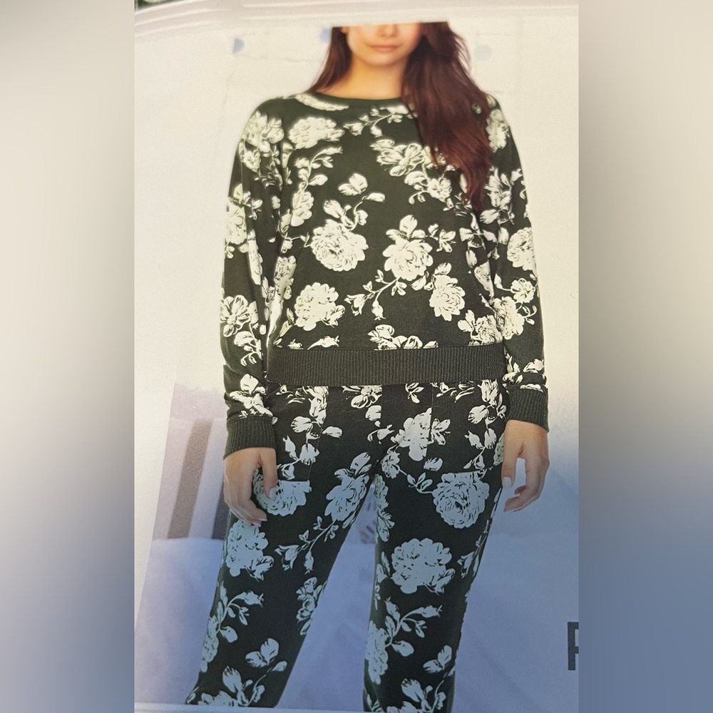 Honeydew Super Soft Pajama set size XL